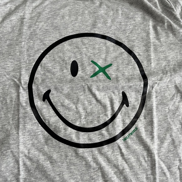 NWT - United Colors of Benetton x Smiley Unisex Short Sleeve Tee-Women XXL - Picture 3 of 7